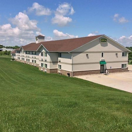 Hotel Baymont By Wyndham Harlan Exterior foto