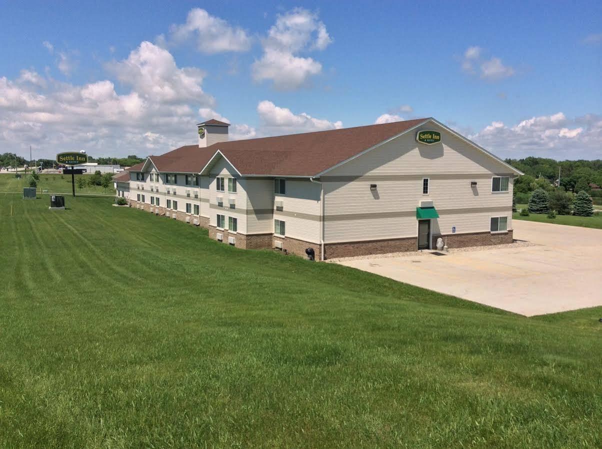 Hotel Baymont By Wyndham Harlan Exterior foto